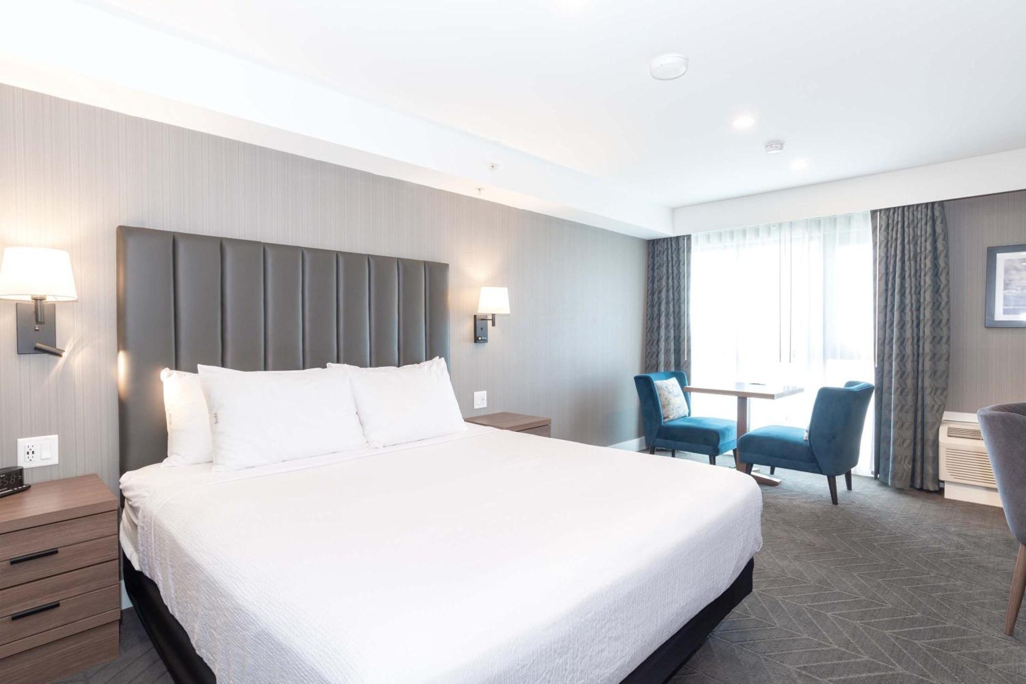 Sandman Signature Saskatoon South Hotel Dış mekan fotoğraf