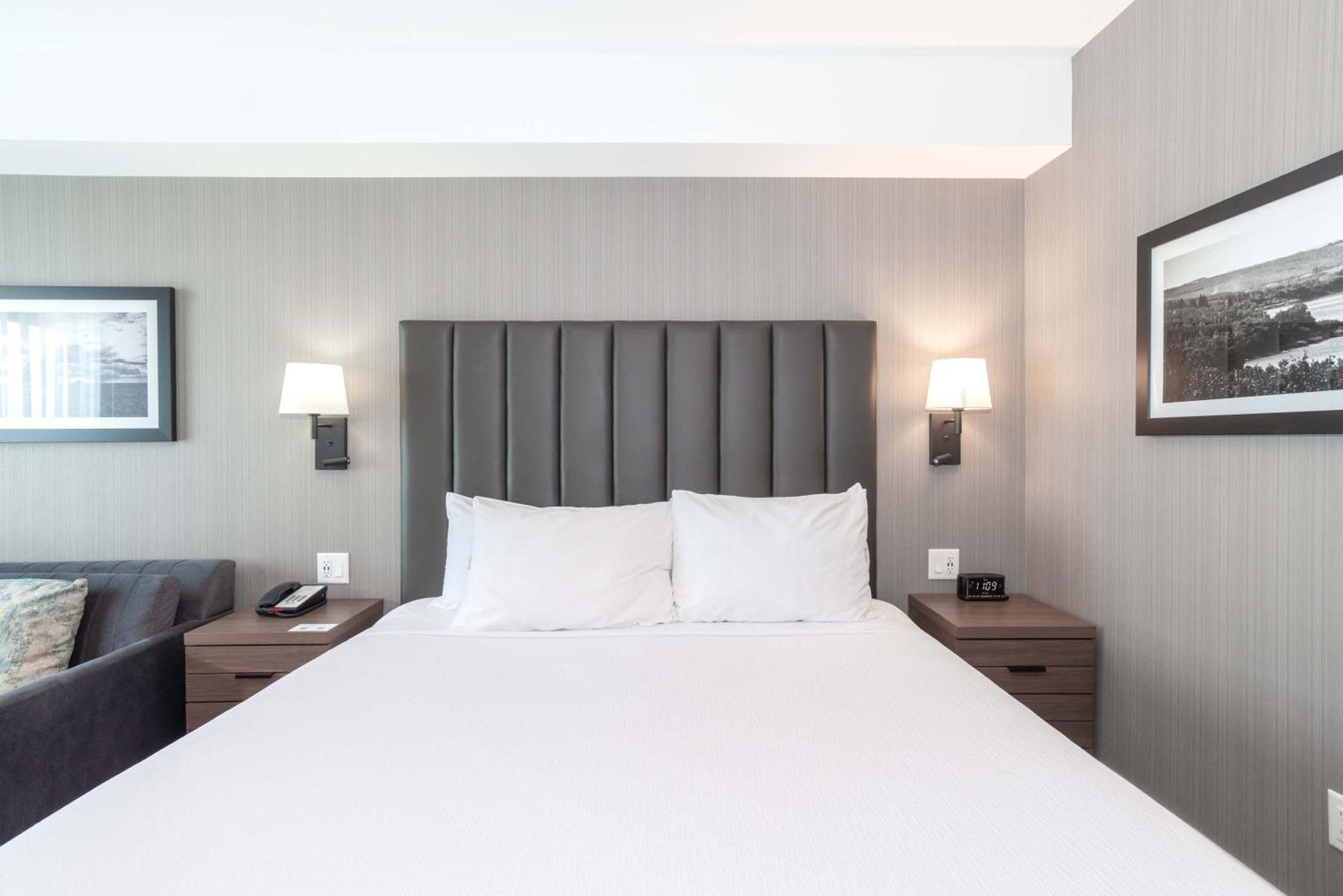Sandman Signature Saskatoon South Hotel Dış mekan fotoğraf